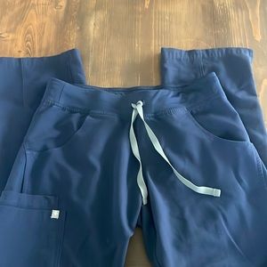 Figs Kade Cargo Scrub Pants